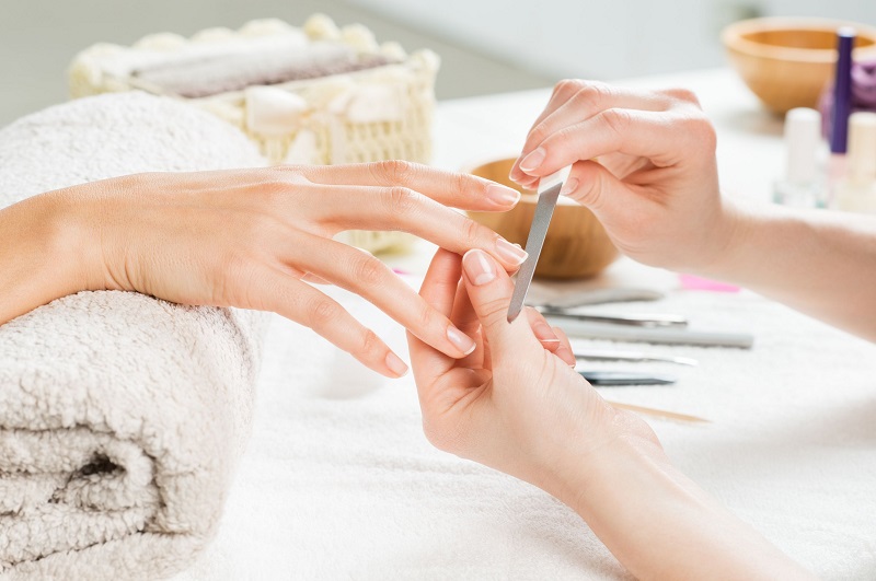 Nail salon 97013